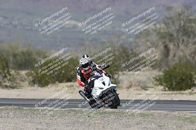 media/Jan-15-2026-Racers Edge (Thu) [[dfebeb70ab]]/3-B Group/Session 4 (Turn 5)/